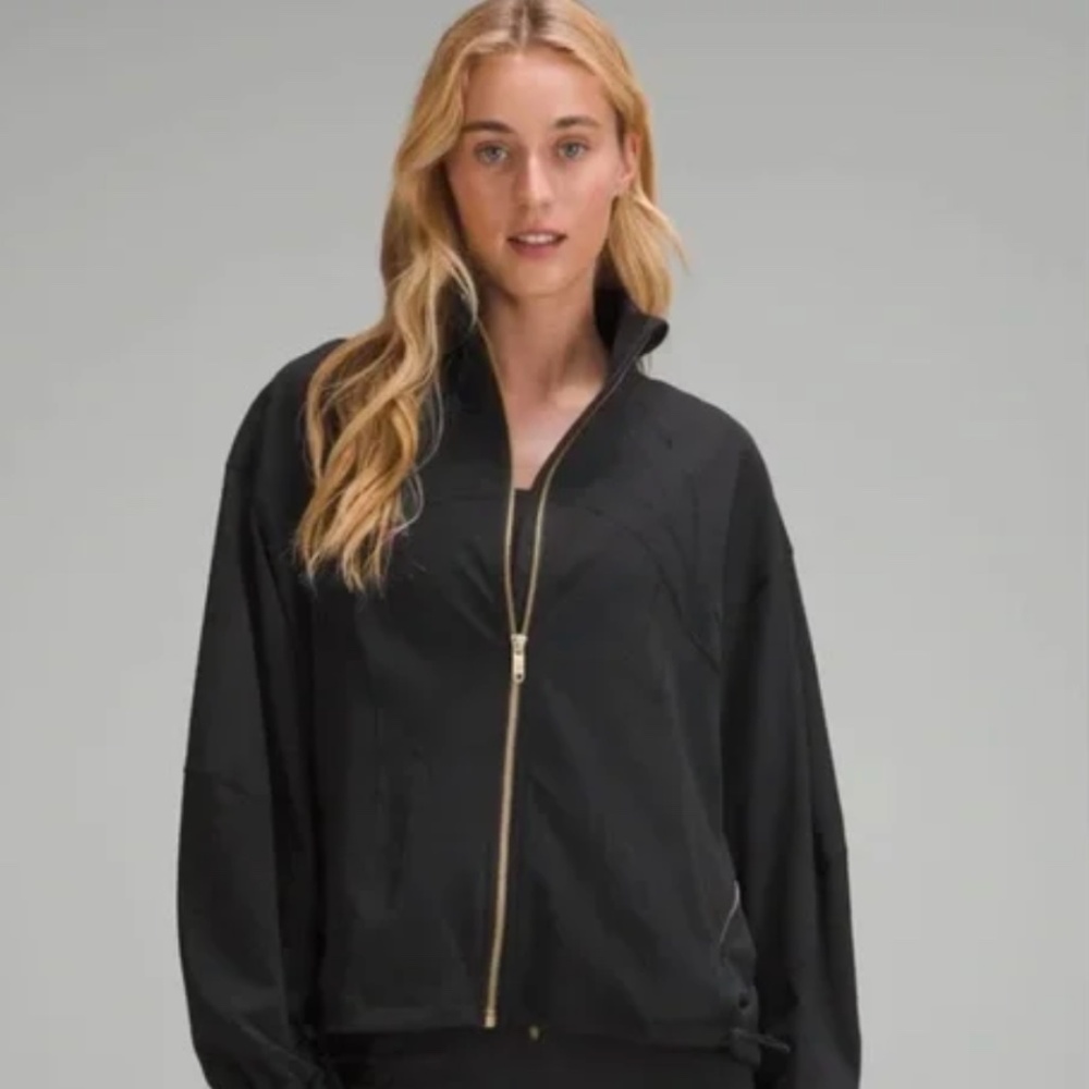 Lululemon Define Relaxed-Fit Jacket Luon, Black with Gold zipper